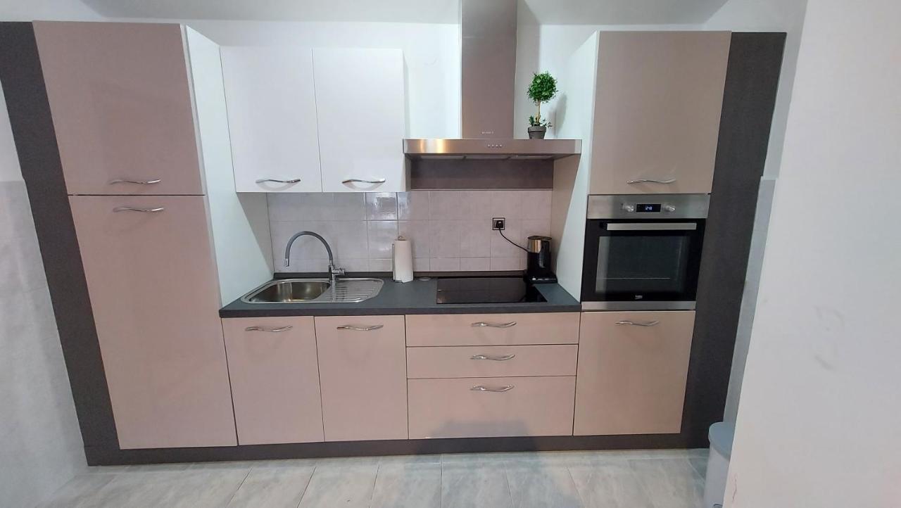 Ferienwohnung Soline Ada Pjescana Uvala Exterior foto