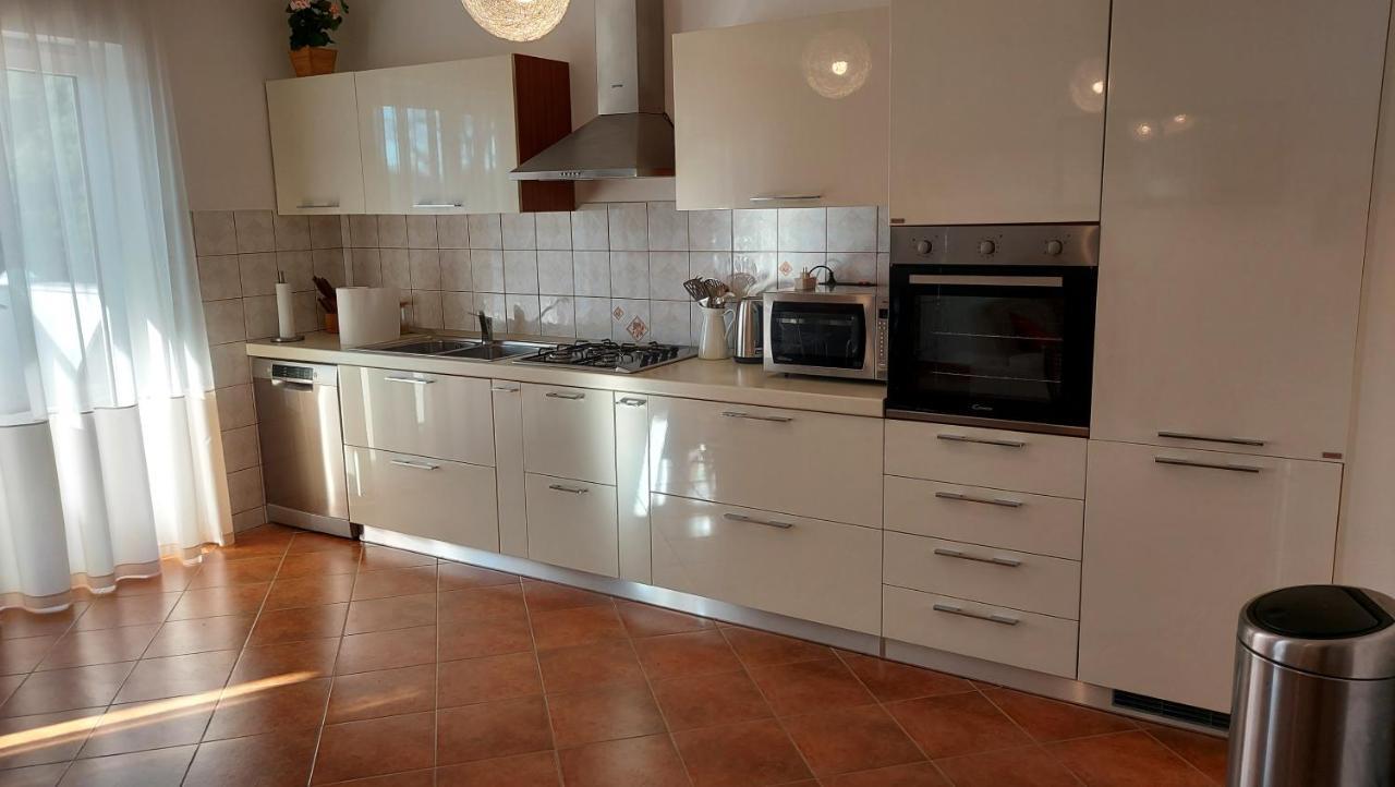 Ferienwohnung Soline Ada Pjescana Uvala Exterior foto